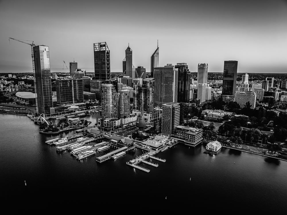 SW2437-BW - Perth City